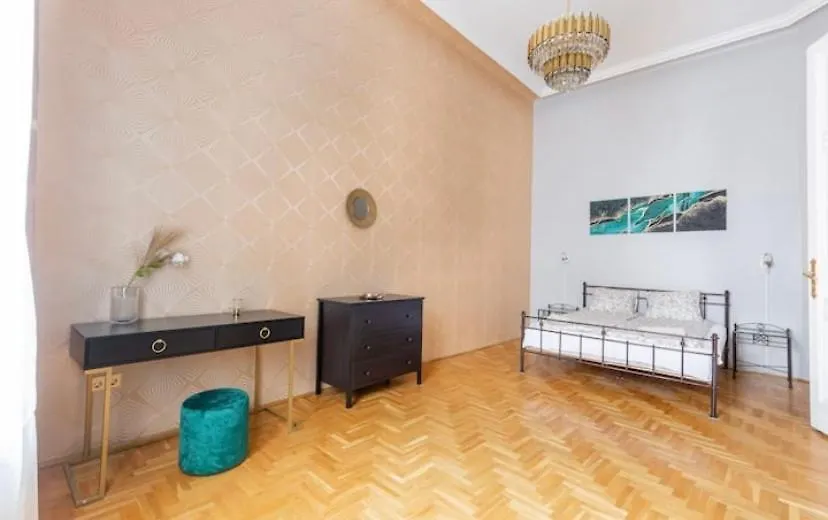 Mosaic Manor Apartment 布达佩斯